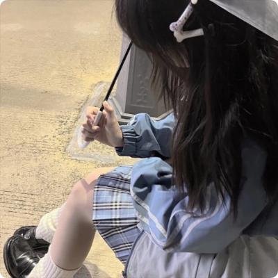 婴儿车海报